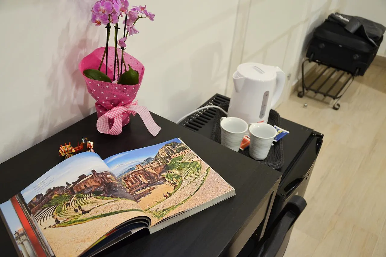 B&B Ponticello Palermo 3*,