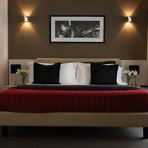 Stelle The Businest 4* Napoli